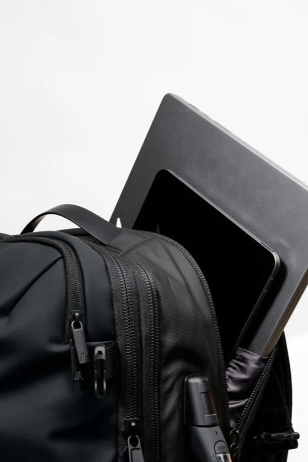 VACUUM-SEALED TRAVEL BAG - BAGA