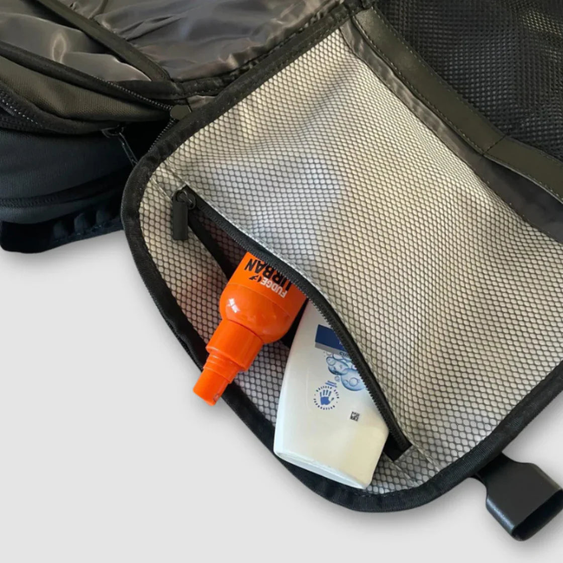 VACUUM-SEALED TRAVEL BAG - BAGA